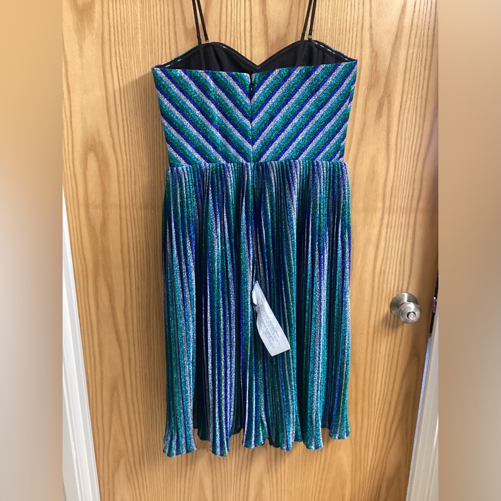 Dress the population Rosalie Metallic Stripe Strapless Cocktail Dress - Picture 8 of 16